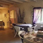 Le Bonheur A La Campagne Lesmont